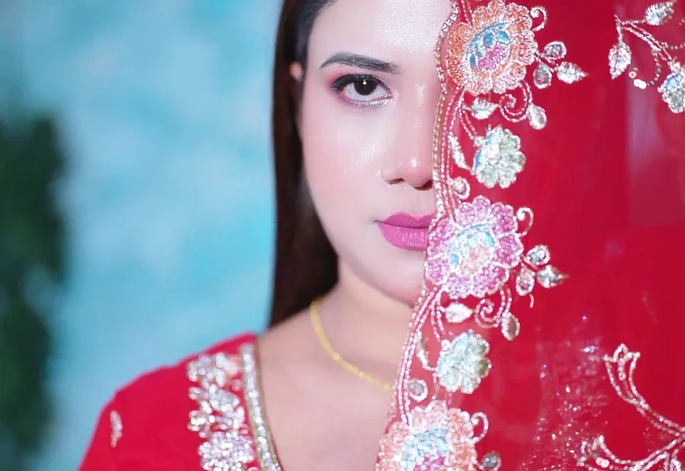 Female Clothing image